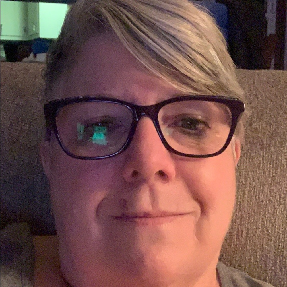 Meet your Posher, Rose